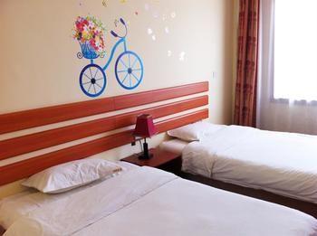 Penglai Yi Jia Express Hotel Экстерьер фото